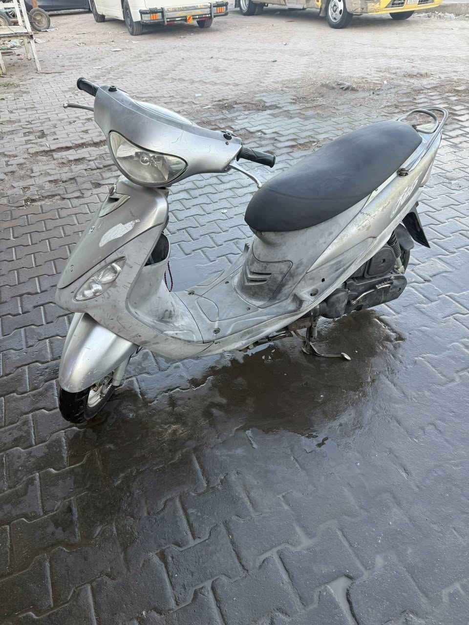 ماكس منغولي. دراجه جديده كلش مكان بغداد المدينه سعر ٦٥٠ مجال قليل تصال رقم ***********
