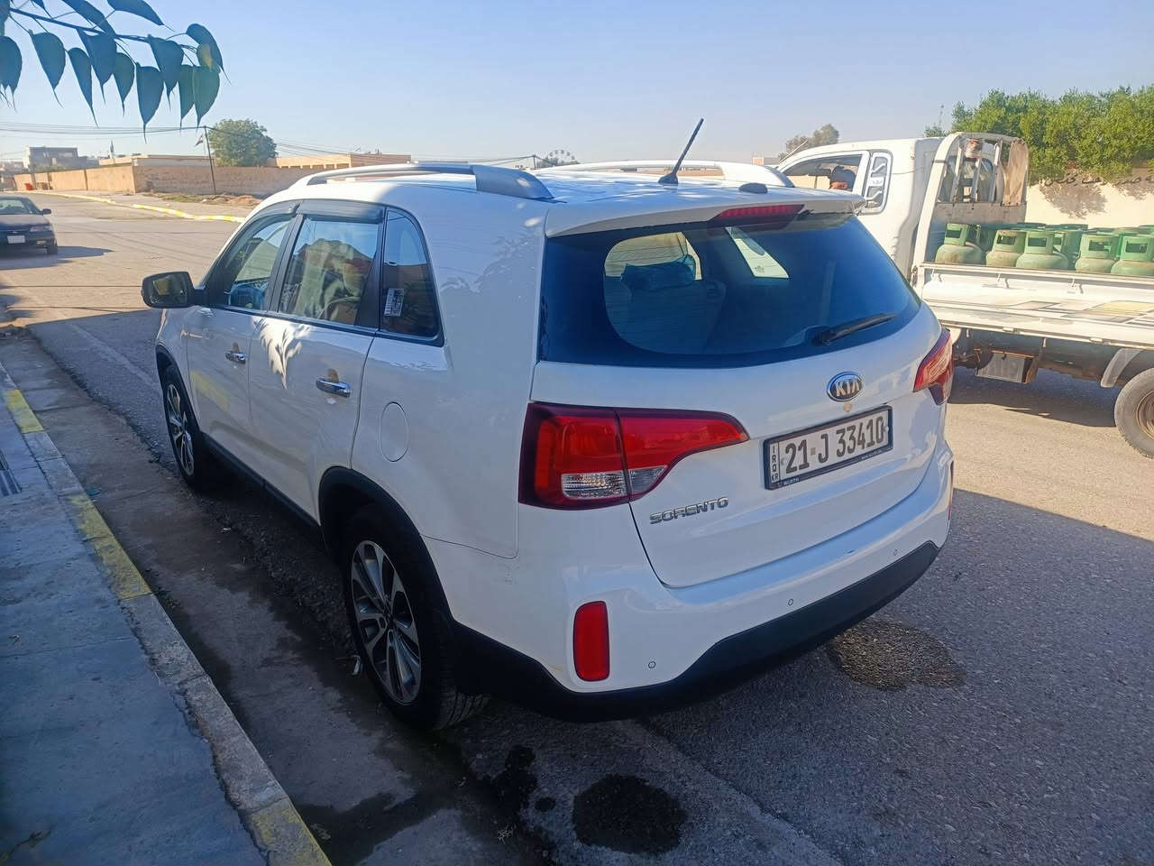 سلام عليكم
للبيع كيا سورينتو موديل 2013
خليجي رقم سليمانيه سنويه ورقم جديد وبأسمي 
محرك 4 سلندر وممفتوح 
سياره جديده ومال بيت 
بيها بارد بسيط جداً 
مكان السياره ديالى خانقين 
***********
