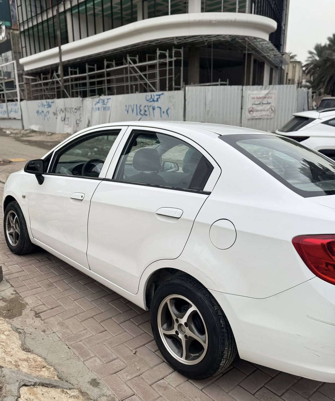 شوفر ليت سايل موديل 12 للبيع مكفوله لون ابيض  كير مكينه مكفولات كهربائيات تبريد تدفئه ملاحظه كير عادي جاهزه مابيها اي نقص ماشيه 69 ألف سياره جداً نضيفه 🔥  السعر 65 
مكاني بغداد اليرموك
للأستفسار ***********☎️واتساب موجود
