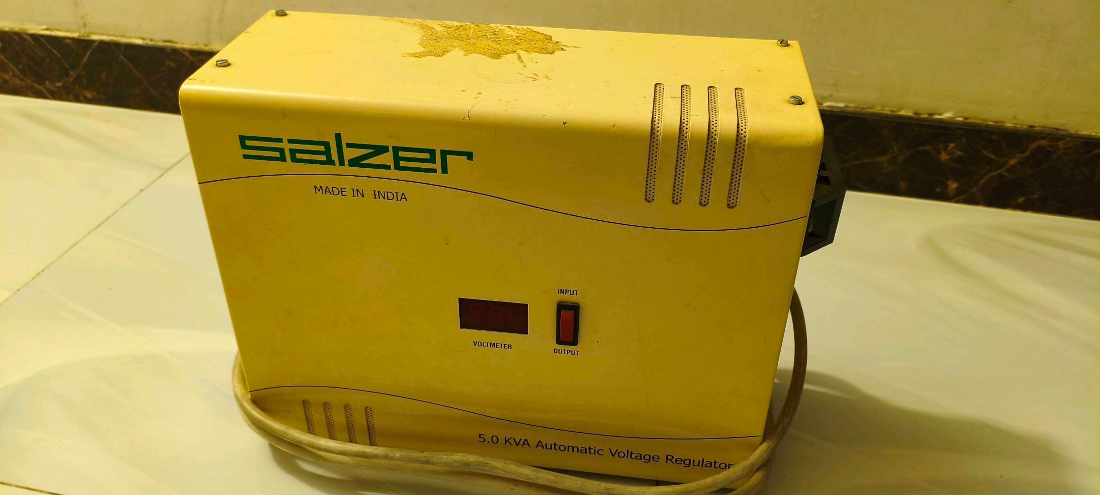 رافع قدرة سالزر بقدرة 5KVA صناعة هندية مستعمل قليل يشتغل بدون مشاكل
