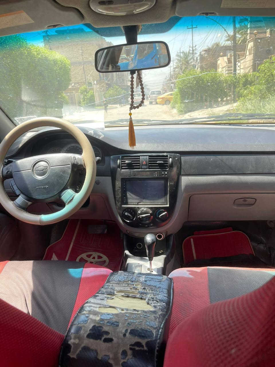 🚖 للبيع — شفر ليتي أوبترا 2010 تكسي بلادي 🚖
✔️ المحرك والكير خير من الله
✔️ تخم تايرات جديد
✔️ باتري جديد
✔️ تبريد شغال ❄️
✔️ تدفئة شغالة 🔥
✔️ جميع الكهربائيات شغالة
✔️ حدادة خير من الله 
✔️ السيارة جاهزة وما بيها صرف

💰 السعر: 65 ورقة وبيها مجال للشراي الجاد
الرقم ديالى
📍المكان: بغداد — العبيدي
📞 ***********

🔄 تحويل ثاني يوم
👤 راعيها موجود
