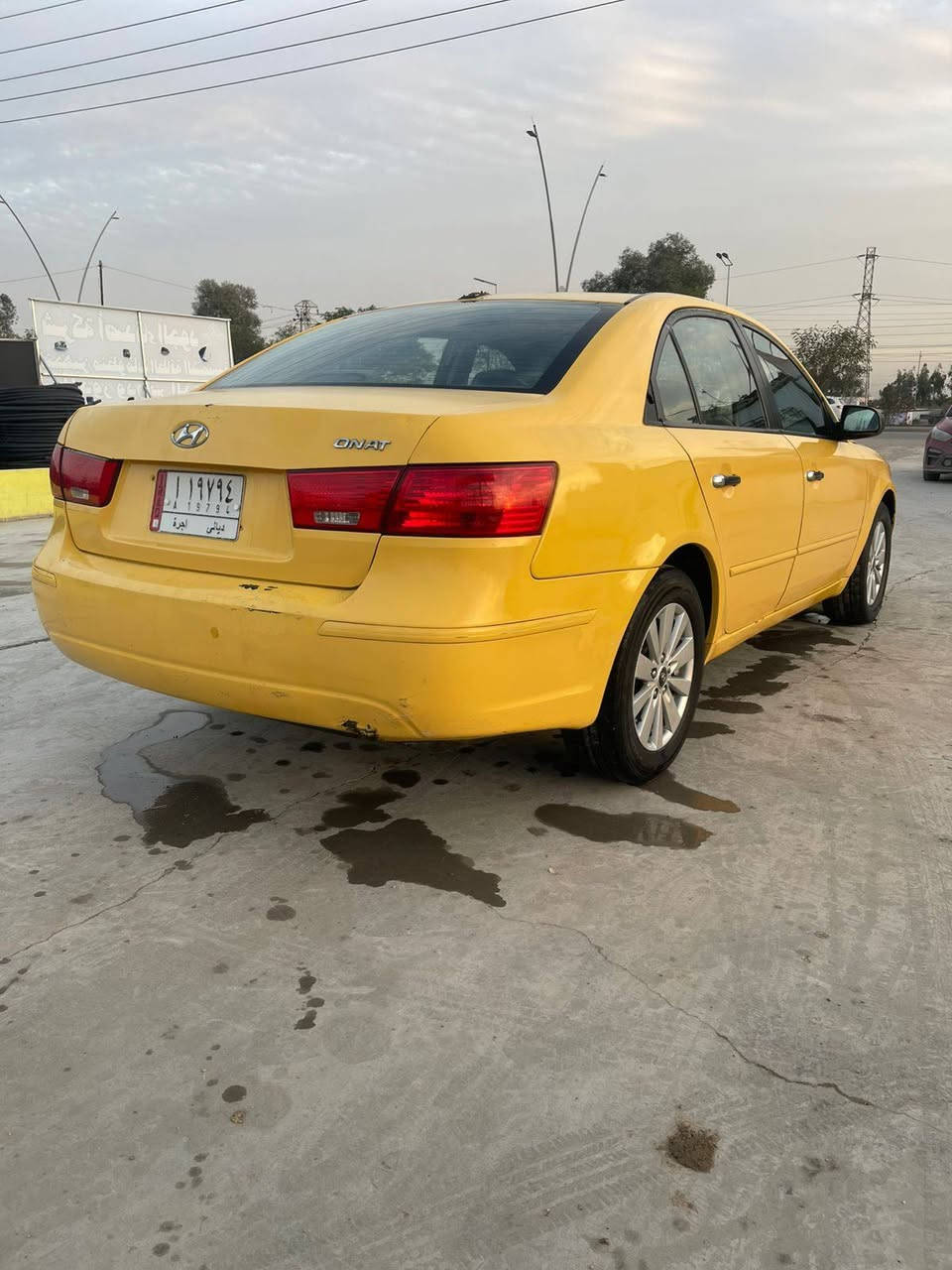 السلام عليكم من رخصة مدير الكروب المحترم سوناتا موديل 2009 وارد أمريكي ضرر جاملغ امامي بأمريكا  فقط بدون دواخل
 كير مكينة خير من الله وبلعراق طخة بسيطة كلش بالجاملغ الخلفي بدون دواخل سعر 105 وبيها مجال حك الجية 
للاستفسار الاتصال على ***********
