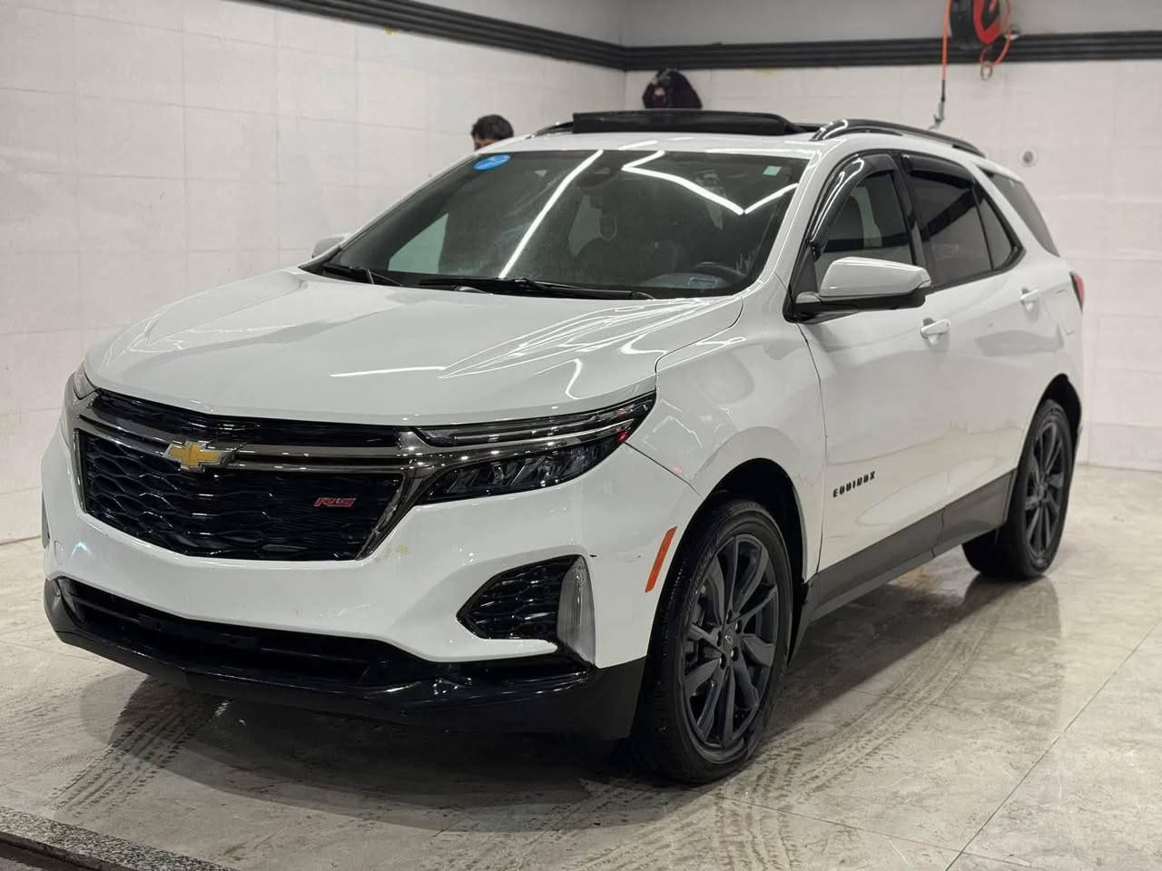 السلام عليكم ورحمة الله وبركاته
كوينكس موديل ٢٢فول  فئة RSمواصفات للبيع رقم اربيل بااسمي السعرالمطلوب ١٨٠وبيهامجال مكان سيارة واسط 
الحادث فقط بنيد مبدل سيارة ليبل واحد
***********
***********
محمد
