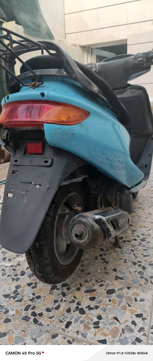 السلام عليكم دراجه فراشه للبيع الدراجه ماصارلي هواي من مجفتهه مكينه خرسه والسبب محتاج فلوس فقط يحتاجلهه اشاره عله الصفحه اليسره والدبلات الأمامية واكفه دراجه حلوه ونضيفه وكفراتهه بلاديه السعر ٣٠٠ وبيهه مجال للطيبين ... مكاني البصره ابو الخصيب  ... ***********
