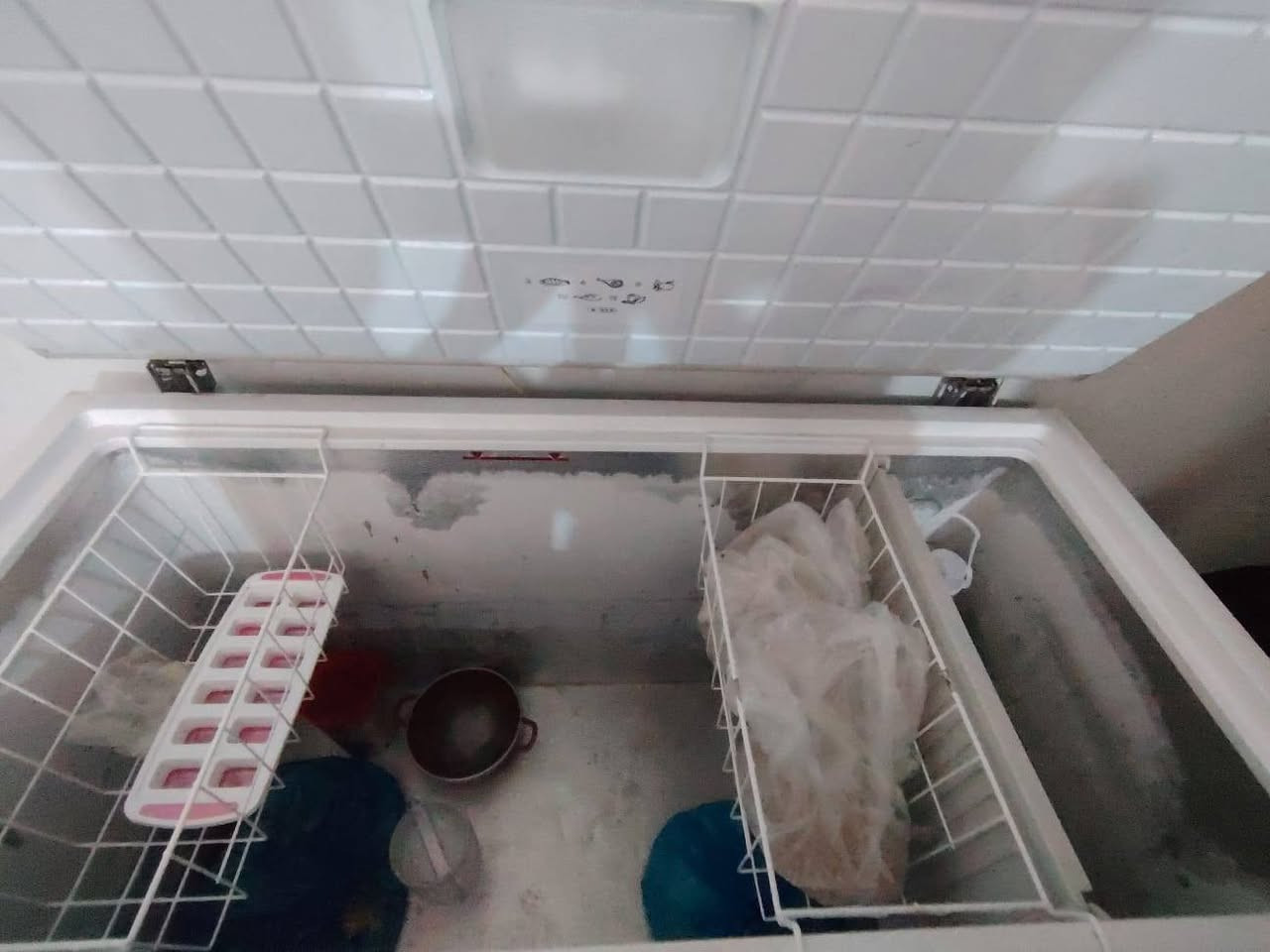 مجمده للبيع حجم كبير شرط التجميد نضيفه كلش وبدون تصليح على وضع الشركه للبيع ب 450 الف .. للاتصال***********
