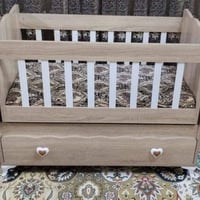 سرير اطفال • مستعمل شهر • دوشك
