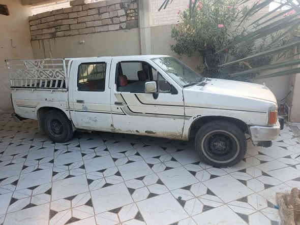 نيسان مديل ٨٨ محرك نضيف كير مكفول حدديه جديده سنويه ما نافذه ل ٢٨ سعر ٣٥ورقه بمجال
