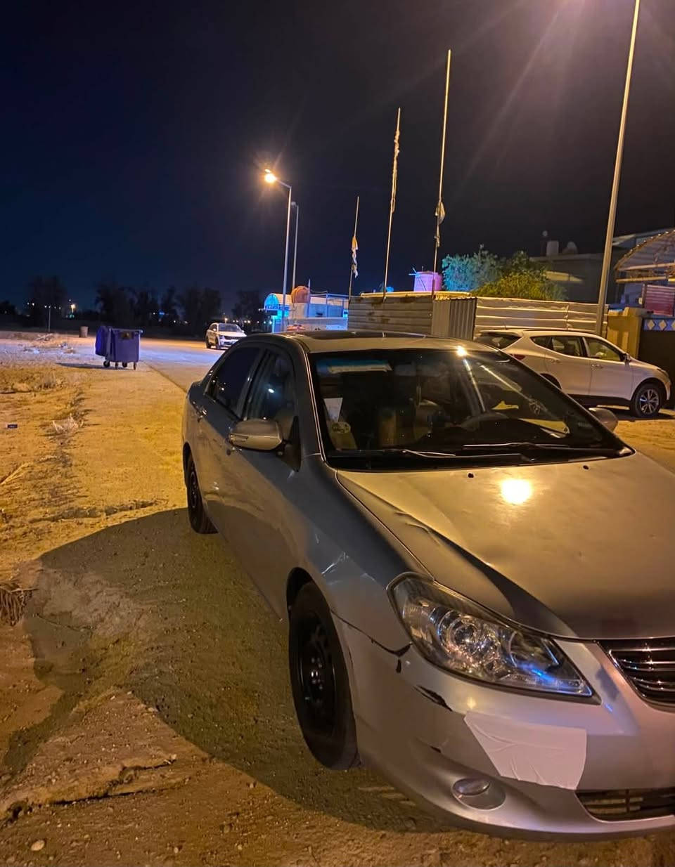 سلام عليكم بيوايدي مديل 16 كير مكينة بلاد اوتو تبريد ثلج بصمه سيارة جاهزة من طول لطول صبغ عام جمالية فقط تخم تاير جديد زنون ابيض توني شادهن منظومة جوينات ماي احمر كله جديد. مكاني بصرة بزبير. السعر 55وبيه مجال قليل….
***********
