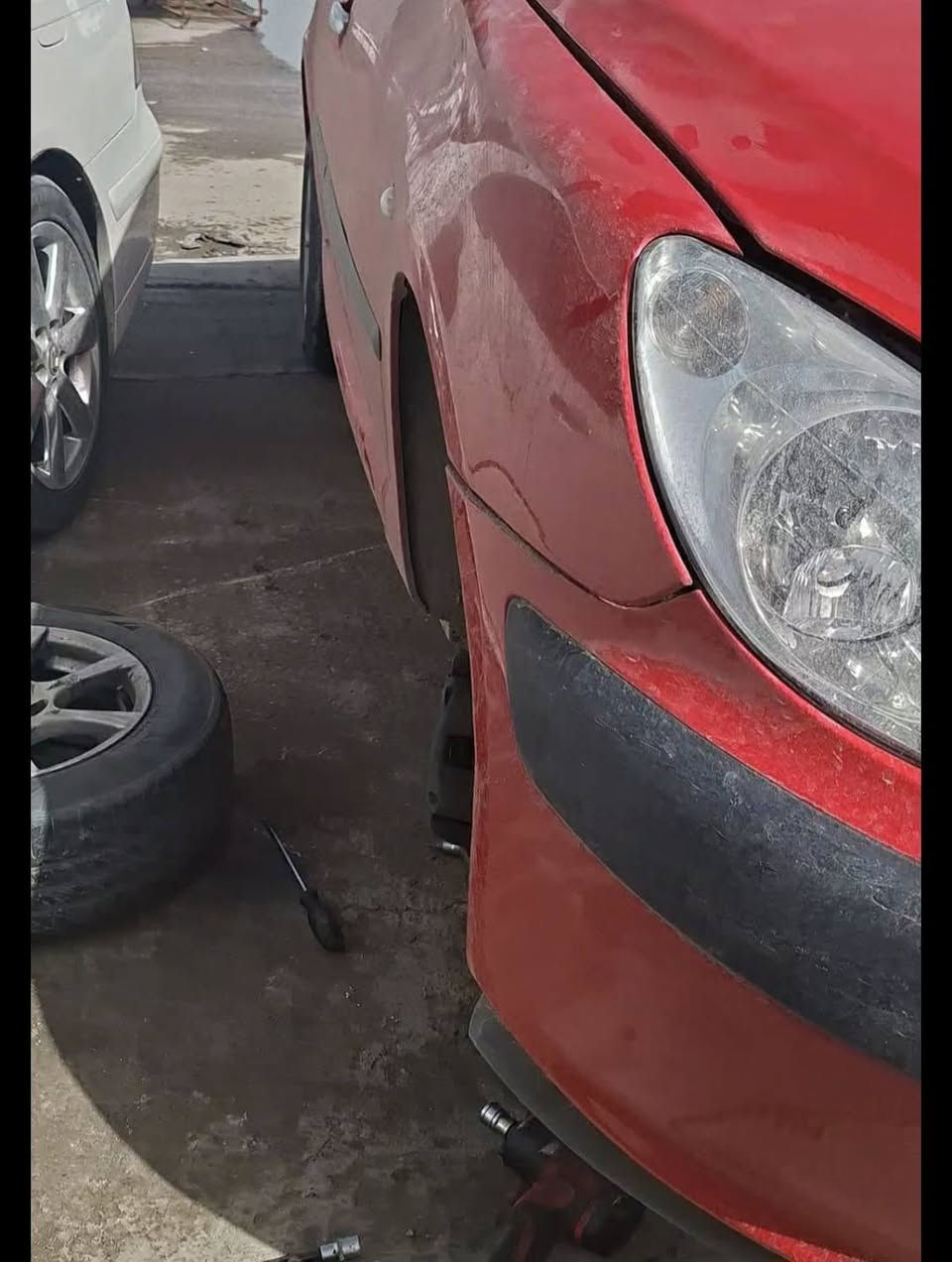 سلام عليكم تصفير فلانجات جميع سيارات وبسعار جوه السوك المكان صناعيه حمدان شارع العام ***********
