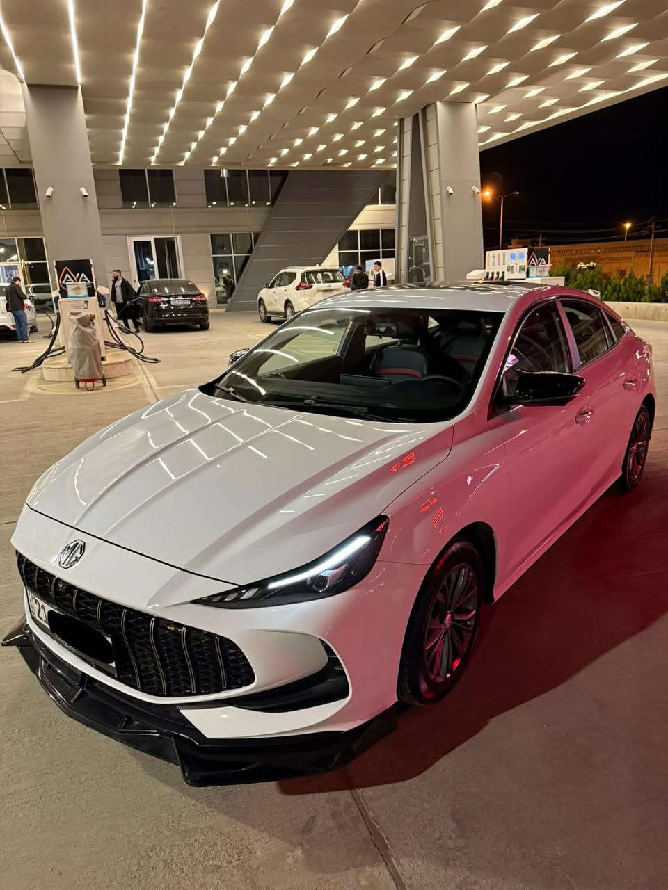 MG GT 2025
شاشە ئەکتیڤ  ٦٠٠٠ کم ڕۆشتوە  

کامل جوانکاری 

گاعی KQD

لەحیەی داعمی پێشەوە 

باڵێ سەرسنوق

بۆیاخ ئەستورە 

نیو دۆسەی لای سەکنی بۆیاخە 

باقی هەمووی بەشەرت 

***********

***********
