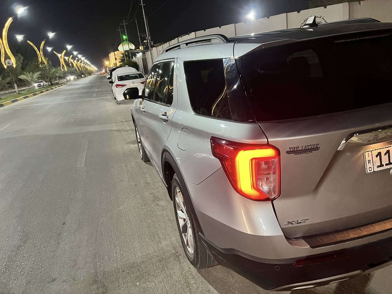 فورد اكسبلورر (XLT) ماكس موديل : 2023

اللون سلفر

عداد المسافة : 28000ميل

حجم المحرك : 2.3L TORBO (4.سلندر)

 مبدل جاملغ الايمن فقط

المواصفات : 𝐗𝐋𝐄

بصمة ابواب 
بصمة تشغيل 
تشغيل عن بعد
شاشة کبیر لمس
كاميرة 
كير ماوس 
هاند بريك بصمة
اوتو هولد : 𝐀𝐔𝐓𝐎 𝐇𝐎𝐋𝐃
اوتو ستارات : 𝐀𝐔𝐓𝐎 𝐒𝐓𝐀𝐑𝐃
اوتو ستوب : 𝐀𝐔𝐓𝐎 𝐒𝐓𝐎𝐏
رادار امامي (تحديد مسار)
رادار جانبي  (نقاط عمياء)
رادار خلفي (التحذير من الاصطدام)
حساسات خلفي
7انضمة قيادة
فتحة سقف كبيرة
تحكمات استيرن
استيرن هيتر
كشنات كهربائي
كشنات هيتر 
 تبريد لمس
تبريد مركزي
صندوق شفط كهرباء 
لايتات 𝐋𝐄𝐃 ليد عدسة زينون
بكلايتات 𝐋𝐄𝐃 ليد
ويل كروم 
كشنات vip
رقم بغداد 
مكان السيارة كربلاء لستفسار***********
السعر 250
