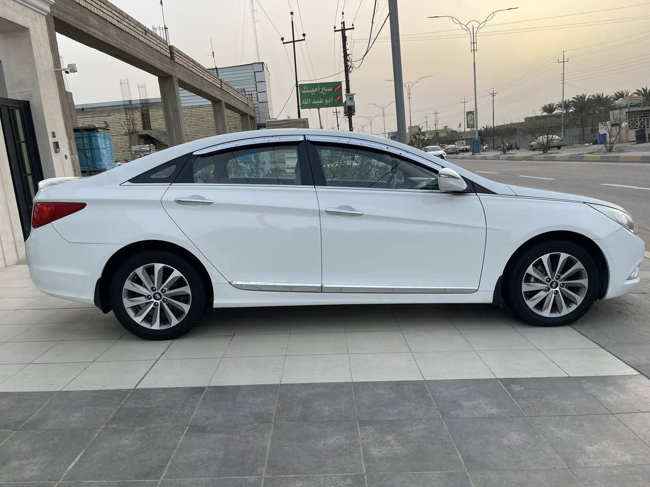 السلام عليكم
سوناتا 2014 خليجي للبيع 
رقم بغداد  
محرك 2400 دوش 
كفاله عامه 
***********
