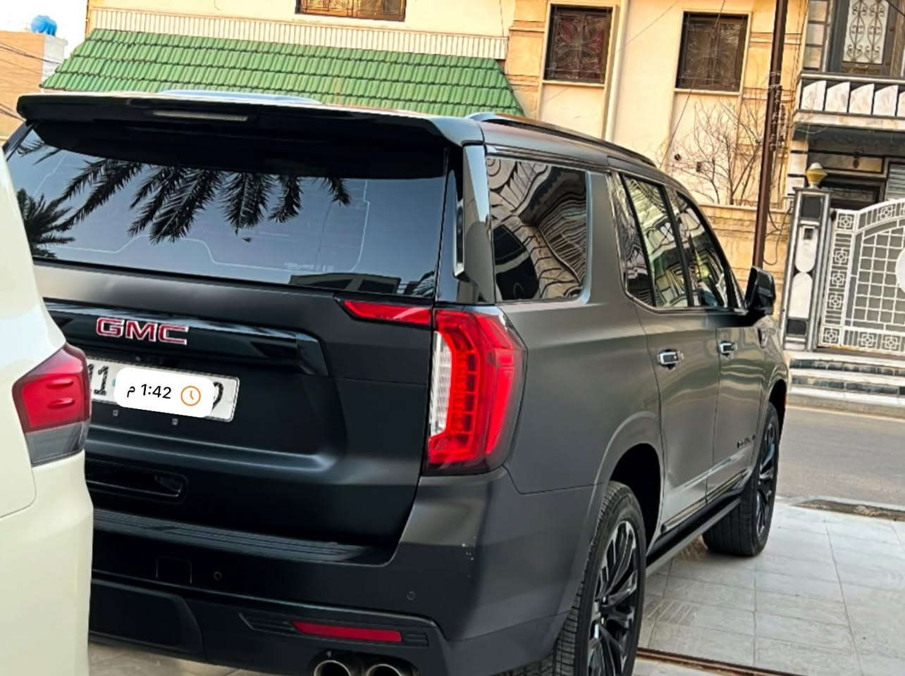 ﷽

‏‎ماشاءالله تبارك الرحمن 
للبيع جيمسي 2023 
Yukon Denali 
كلش نظيفة بوضع الوكالة 
ماشيه فقط 47 الف كيلو حقيقي 
ضمان شركه المنصور ٥ سنوات و سيرفس بلاش 
مغلف PPF طافي كامل و بيها ضمان ١٠ سنوات
كير ، محرك كهربائي كل بشرط 
سياره مكفول كفاله عامه حتى دعاميات 
محرك ٦٢٠٠ ، كير ١٠ نمر 
استعمال شخصي من الوكالة 
‎فول موصفات 
مواصفات كادلاك 
‎داتا شو كبير ، رادار جانبي خلفي امامي ، رادار ،مانع تصادم  امامي ، رادار مانع تصادم خلفي ، خمس كامرات ، خمس بصمات
‎كشنات تبريد تدفئه خزن وكهرباء ، كشن رجاج تحذير ، كشن خلفي منفصل ، كشنات الخلفيه كهرباء ، لون الكشنات ابيض مميز جدا ، جنطه كهرباء
‎ شاشات خلفيي 🖥️ ، ستيرن كهرباء ، بانوراما ، كيجات شاشة الكتروني . دوسات كهرباء ، فور ويل ، اربع انضمه قياده‎
‎ثلاجه ، شاحن ويار ليس
مكان /بغداد حي الجامعة او الداوودي
هاتف/ ***********
السعر 560 ورقة
