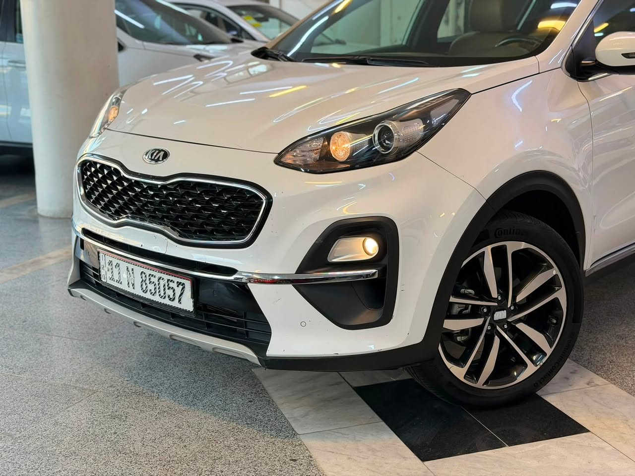كيا سبورتج 2021
خليجي مكفوله من الصبغ والتبديل و البارد 
رقم بغداد جديد 
مستخدم عداد 50000 Km
مواصفات  فول 1/1 
مكينة 2.0
داخل جلد حمصي 
بصمه تشغيل 
تشغيل عن بعد 
بانوراما 
يدات نيكل 
مري كهرباء 
تحكم ستيرن  
تبريد قطعتين 

مكانة بغداد 
***********
