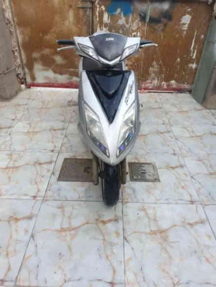 للبيع سيام نضيفه وكلشي ما عوزه كلشي شغال بيه مجفته جديد مكاني سوق الشيوخ العكيكه سعره ٣٠٠وبيه مجال 
***********
