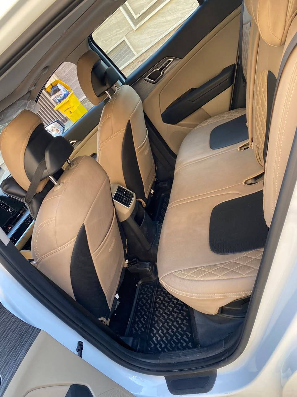 للبيع سياره سبورتج ٢٠٢٥ ماشيه ١٢ الف 
فور ويل 
 • فتحة سقف
نقطه عمياء 
 • مقاعد أمامية كهربائية

 • داخلية بيانو بلاك

 • كشنات تدفئة

 • ستيرن تدفئة

 • تحكم ستيرن جهتين

 • حساسات أمامية وخلفية

 • شاشة + كاميرا 

 • لايت LED + بك لايت LED

 • صندوق كهربائي

 • تشغيل عن بعد 

  • بصمة 

بيها تبديل عدد ٢ مجاني 

المكان بغداد المنصور 

📞 للاستفسار والاتصال فقط: *********** بي وات ساب ايضا ً
