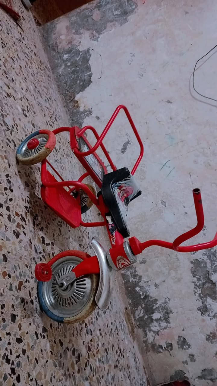 سلام عليكم بايسكل نضيف كلش سعر 20الف


**إذا كنت صاحب هذا الإعلان وتريد حذفه لأي سبب، رجاءا أرسل رسالة إلى الدعم الفني**