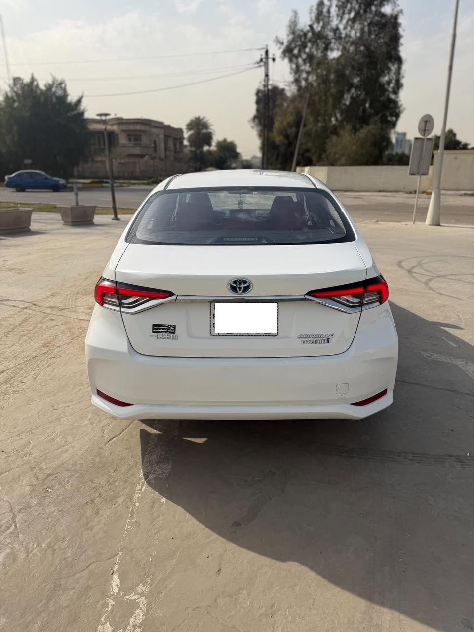 🚗 للبيع كورولا هايبرد 2023 خليجي

سيارة نظيفة جداً واستعمال قليل  
داخل ماروني مميز ✨  
رقم بغداد جديد 
المواصفات:  
• كاميرا خلفية  
• شاشة + CarPlay  
• 3 أنظمة قيادة  
• فتحة سقف  
.وهوايه موصفات معروفه مال كورلا
وما تحتاج أي مصروف.

📍 الموقع:   بغداد الكاظميه
💰 السعر:  140$وبيها مجال 
📞:***********
