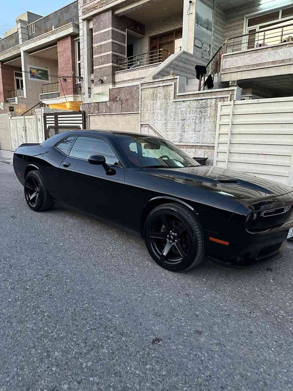 للبيع 
Challenger 2021 v6
بدون ارباك 
فقط بردة 
كير و محرك كل بشرط 
ماشية ٥٥ ميل 
سنوية و رقم كل جديد 
بجم كبس 
قطعتين و ربع صبغ 
حادث سطحي 
مكاني اربيل 
سعر ١٨٥ بيها مجال بسيط 
*********** واتس اب
