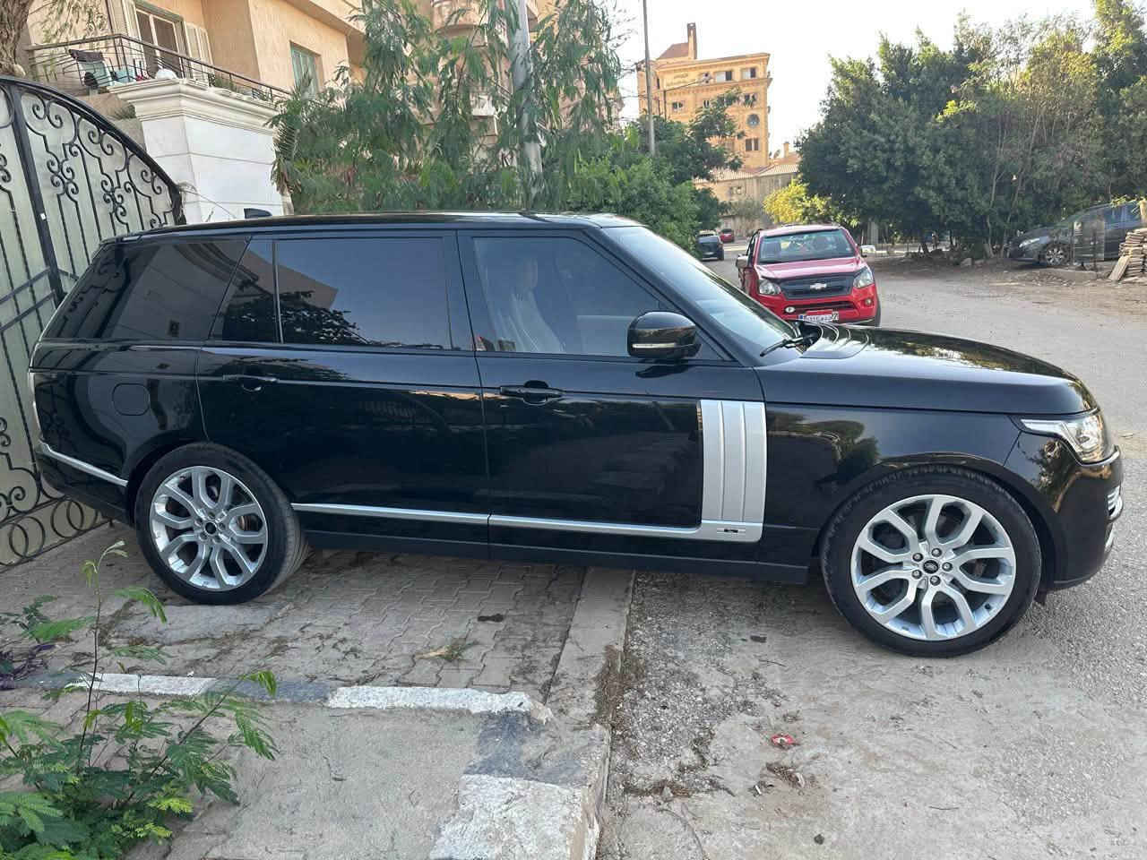 رانج روفر فوج
موديل ٢٠١٧
عداد ١٦٠ الف
فبريكه بل كامل
للتواصل 01004136380


**إذا كنت صاحب هذا الإعلان وتريد حذفه لأي سبب، رجاءا أرسل رسالة إلى الدعم الفني**