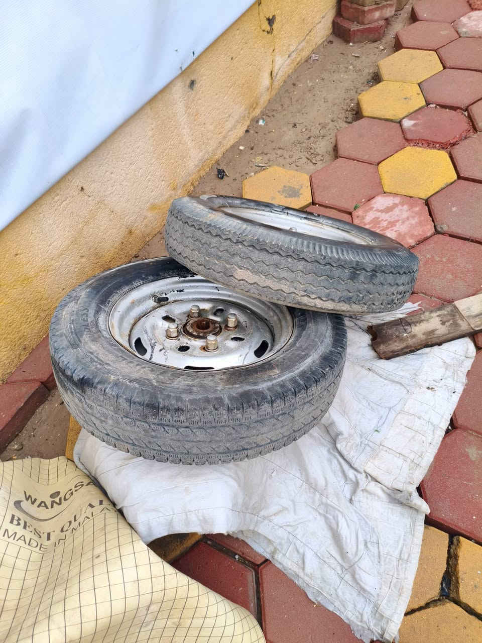 زوج تواير نضاف وياهن فلنجات 40 الف


**إذا كنت صاحب هذا الإعلان وتريد حذفه لأي سبب، رجاءا أرسل رسالة إلى الدعم الفني**