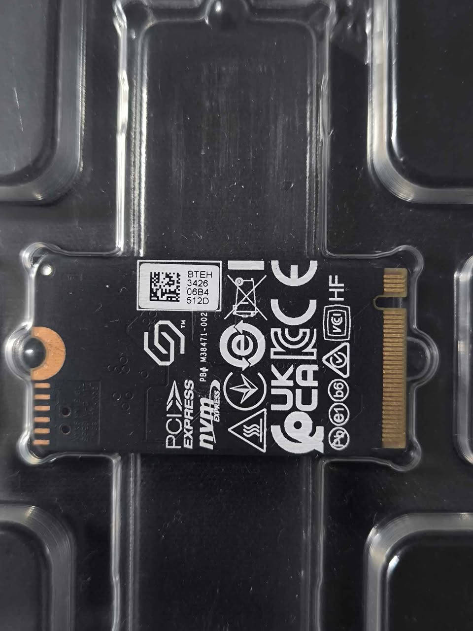 امدتو من SK hynix حجم 512 كيكا PCIE 4x4 شرط شغال بدون اي مشاكل الامدتو جديد pulled  مشتغل اقل من يوم فقط لغرض الفحص السعر 120الف براند اصلي عالمي يرهم للابتوبات والحاسبات يوجد توصيل لجميع محافظات العراق. بغداد, العراق


**إذا كنت صاحب هذا الإعلان وتريد حذفه لأي سبب، رجاءا أرسل رسالة إلى الدعم الفني**