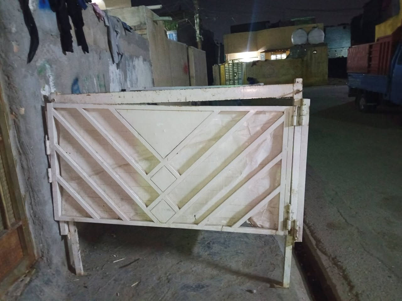 محجر جديد نظيف سعر 350 مكان بغداد العمار ***********
