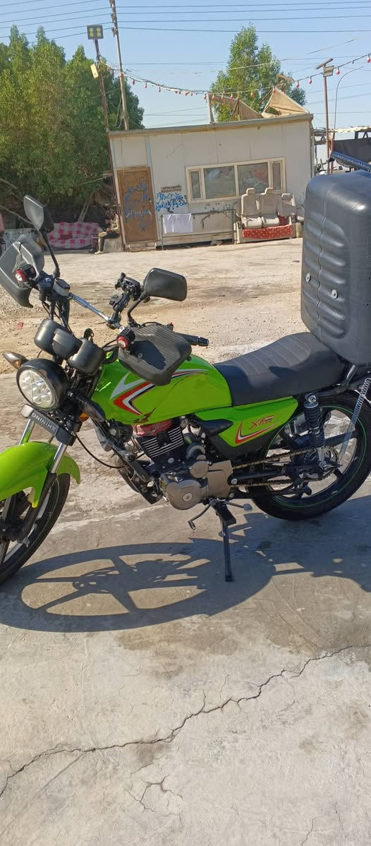 سلام عليكم
شاينك للبيع مديل 2024-2025
الدراجة كلشي مابيه يعني فقط شغلات بسيطة شغل وطلع وين متريد 
محرك 155ss
 اوراق كاملة 
غير مرقمة 
السعر ميلون 
1 
وبيها مجال *********** واتساب او خاص
