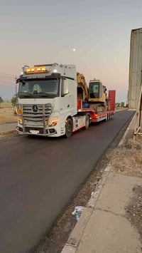 لودرات لنقل الآليات من الحدود إلى داخل العراق كافه أنواع الآليات وجميع...