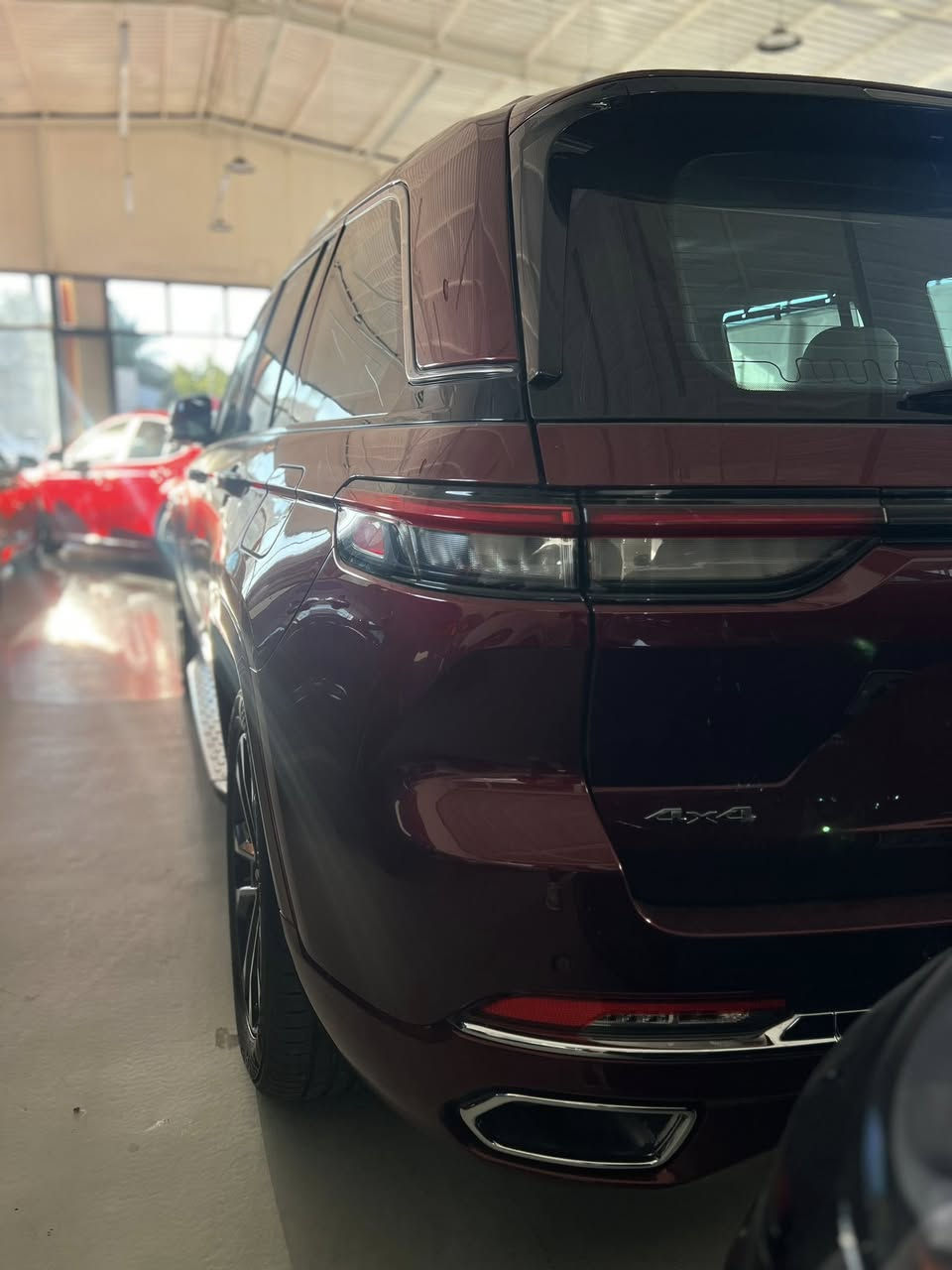 .
جيب كراند شيروكي اوفر لاند (خليجي) موديل 2022 شركة هارلم

اوفر لاند فول مواصفات للاخير 1/1 قفله مواصفات الجيب 
السيارة ماشية28 الف فقط 
مكفولة كفالة عامة من كلشي اخت الزيروو 

مكان السيارة :  بغداد  نفق الشرطه 
استفسار :***********
السعر ٤٣٠
