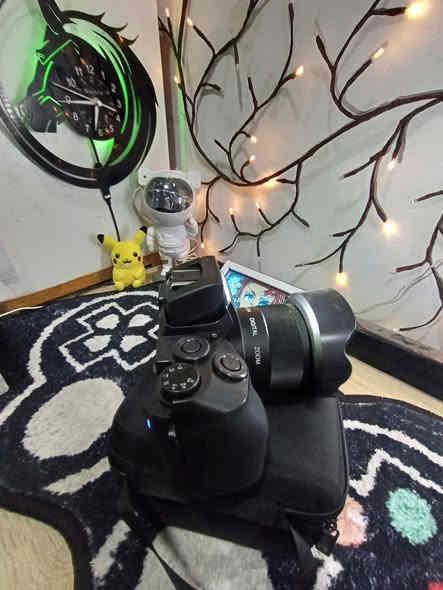 طلعتي كامرا📷 احترافيه شاشه عملاقه (لمس).. 
(غير مستعمل) جديد

هواي كن وصوني على هيج قطع خاصه اهل المجالس والحسينيات بس راحت حساباتهم ضاعت بين المحادثات..

قطعه كبس شركه☑️
يلي يريد فيدوا إليها يراسلني خاص او يدخل صفحتي توني نشرتها 🌷

للتواصل 📞 ***********
يوجد توصيل 🚕
