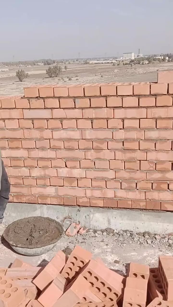 السلام عليكم قادر بناء مصري شغل درجه اولى اسعار مناسبه للجميع استلام مهندس استلام ***********
