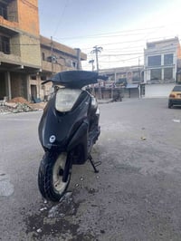 دراجه بريز ١٤٠ للبيع  مكاني بغداد الدوره مجفت جديد بوشه وبستم فقط  نكر...