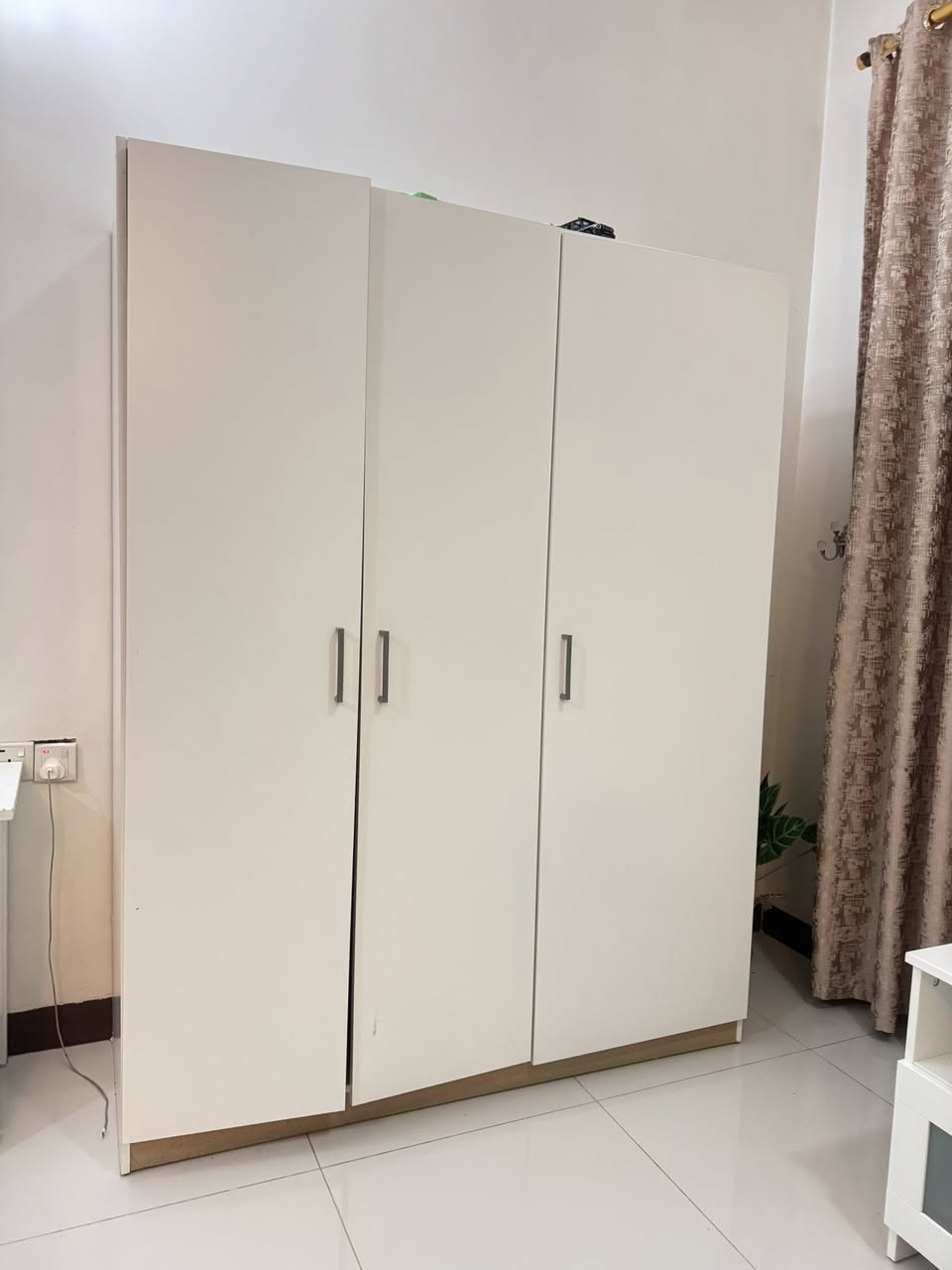 غرفه ماركه ايكيا
تتضمن مرايا  عاموديه
مرايا تعليق لون اسود
كنتور ٣ بيبنان 
مجرات عدد٢ جانبيات 
مكاني كراده 
السعر خاص


**إذا كنت صاحب هذا الإعلان وتريد حذفه لأي سبب، رجاءا أرسل رسالة إلى الدعم الفني**