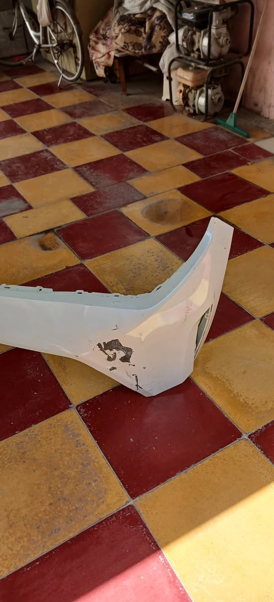 السلام عليكم
متوفر دعاميه اماميه صول ٢٣ ابيض اللون نظيفه واصليه اجتي من امريكا وي السياره بدون ملحقات مكانها بابل مركز المدينه
***********
