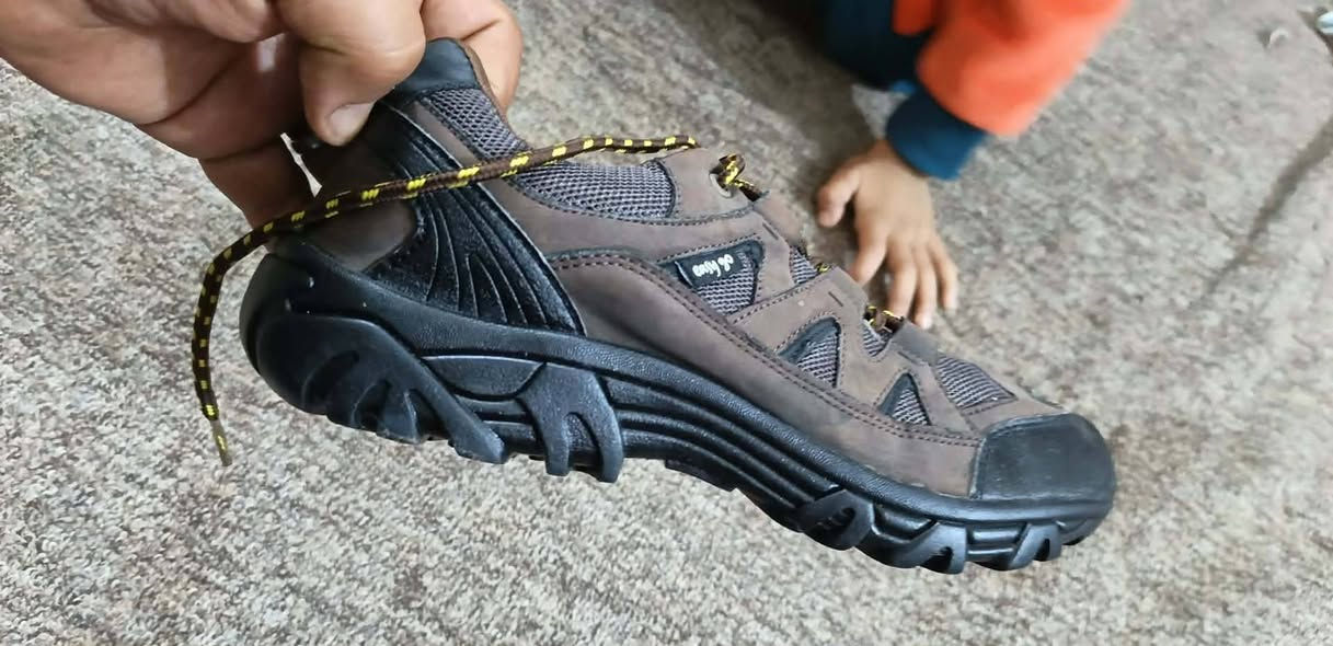 السلام عليكم ورحمة الله وبركاته أغراض للبيع مكاني بغداد الطوبجي قرب ساحة البيضان ***********/***********
