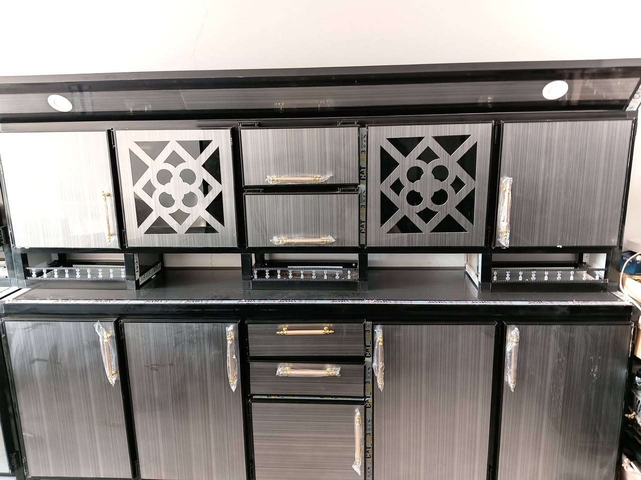 السلام عليكم ورحمة الله وبركاته يوجد عراض جديد ومستخدم وبسعار مناسبه المكان قضاء الرمانه مقابيل المركز الصحي الاستفسار ***********
