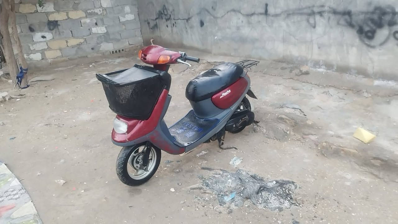 السلام عليكم دراجه منغولي بلاديه 2003 ما مفتوحه كل شيء شغال العنوان كربلاء سايدين حي الغدير سلفن دور الشراي نتصل على هذا الرقم دراجه بلاديه***********
