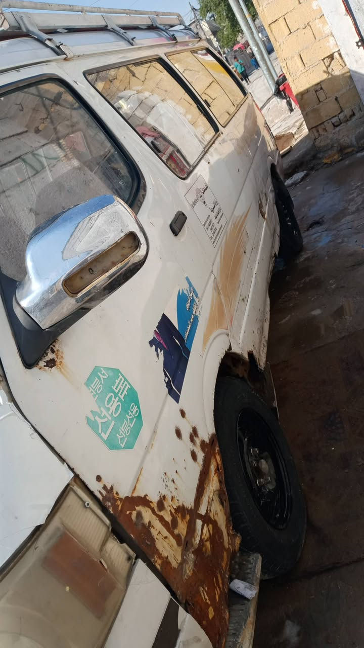 اسلام عليكم فتون مديل 10 راعيه يريد تحويل رقم صدامي غرامات 800 حسب كلام صاحبه بس اني دكيته بالحاسبه لا توجد  ول هيىه 300 
كير مكينه اكسن كفاله زوج تايرات خلفيه صار 3ايام من شادهن صدر نص عمر كهربائيات كله جديده ضفيره جديده باتري سلف كله جديد خير من الله والحمدلله للتواصل ***********سعره 23وبيه مجال مكاني مدينه صدر حي طارق
