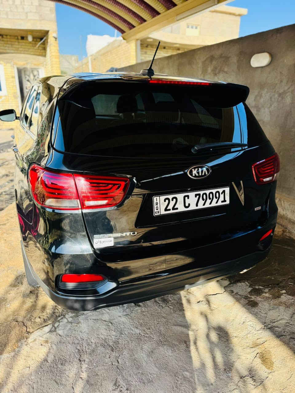 سورنتو امريكي كلين بدون اي ضرر او تبديل فقط اصبع ع البارد بالصندوك موضح بالصورة 
موديل 2019
 محرك 2400 GDI 
7راكب 
رقم اربيل 
السعر 185 ورقة 
غير متواجد ع الفيس 
العنوان / الانبار / الحبانية ***********
