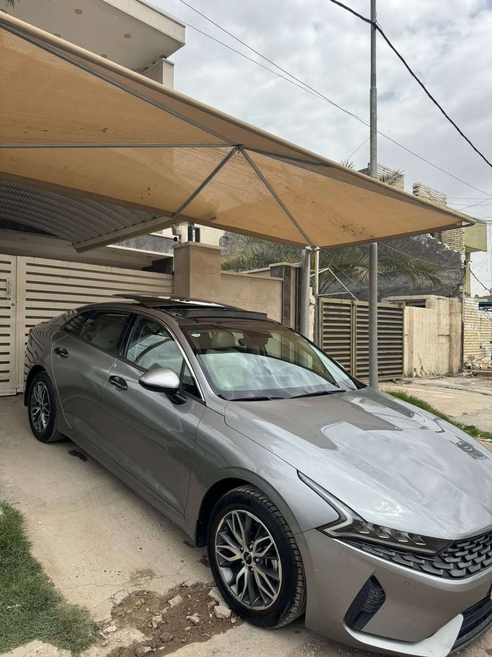 Kia K5 2023
خليجي فول مواصفات وكالة شركة Nim
رقم اربيل
بانوراما
داخل بيجي
كشنات جلد
تدفئة كشنات
لد خلفي متصل
(sport, comfort, eco, custom) ٤ وضعيات قيادة
مكينة 2000 دوش
السيارة ماشية ٢٧ الف كيلو
بيهه بارد بطارف البنيد فقط
السيارة بعدهه بالضمان تبديل دهن وصيانة بشركة اكدال
***********
