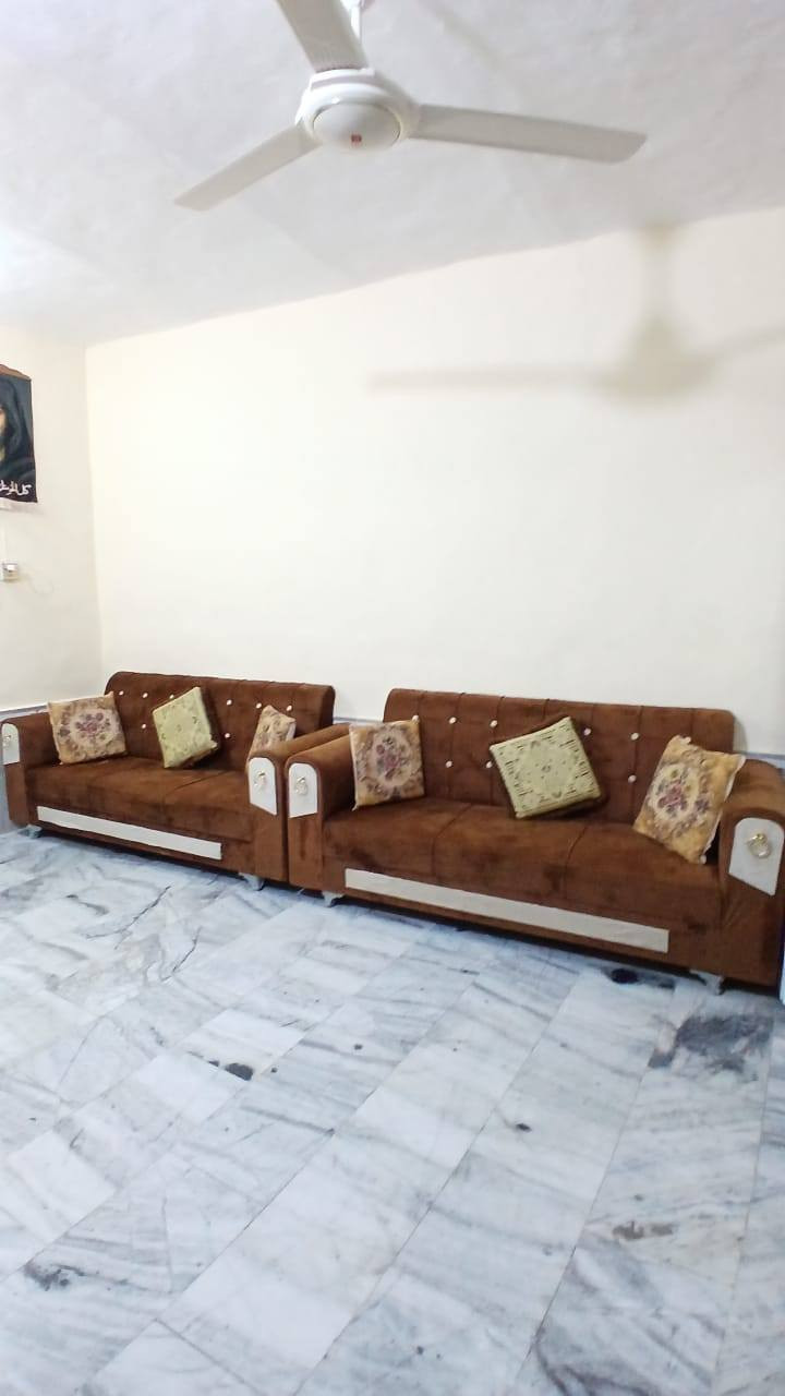 تخم جديد مكان الشهداء ***********السعر275بي مجال قليل بيع مستعجل
