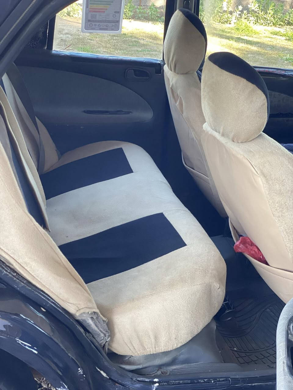 السلام عليكم للبيع كيا سيفيا 95 رقم بغداد الجديد داخله هزه بشهر ال 12 مكفوله من الحادث والخياس معمره جديد منضومه زنون وشاشه أندرويد كهربائيات كلها شغاله محرك وكير مكفولات كير اوتو حداديه 80% مكان بابل  تحويل ثاني يوم السعر 40وبيها مجال الاستفسار الرقم ***********
