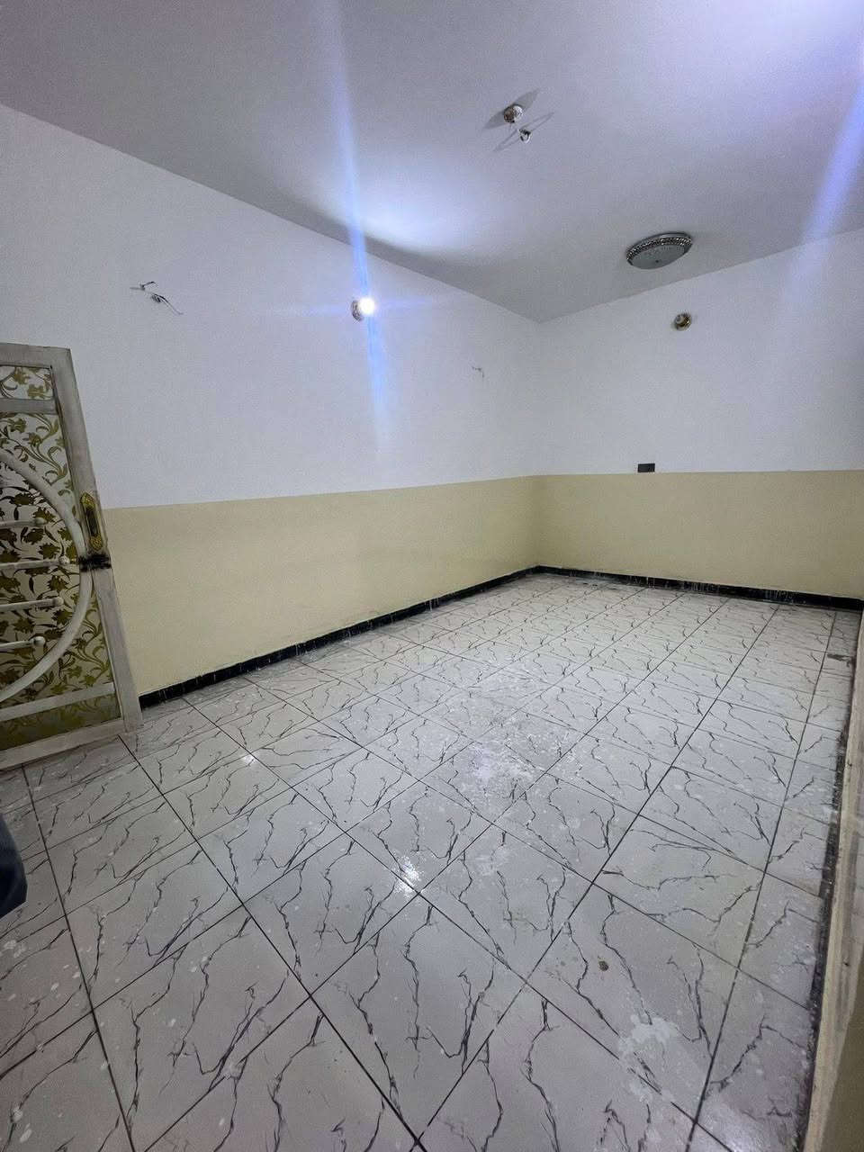 عروض اليوم دار الايجار المساحة 100م بناء غرفتين وصالة واستقبال ومطبخ وصحيات حي ميسان قطاع 35سعر الايجار 325 مع الماء والكهرباء*********** وات ساب
