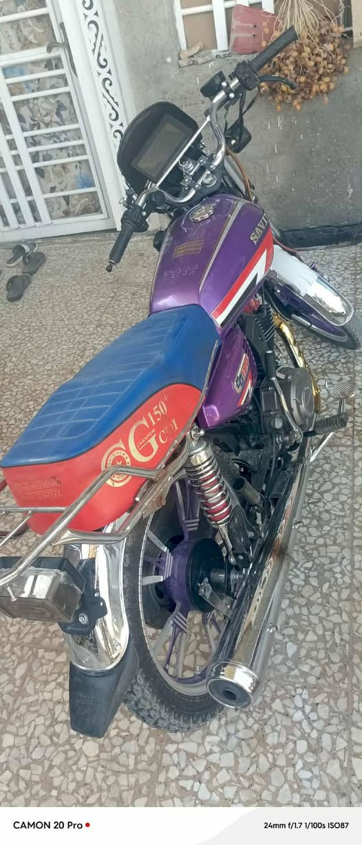 سلام عليكم دراجه للبيع مديل ٢١ أوراق اصولي وكيله العارضي السعر 650     ***********
