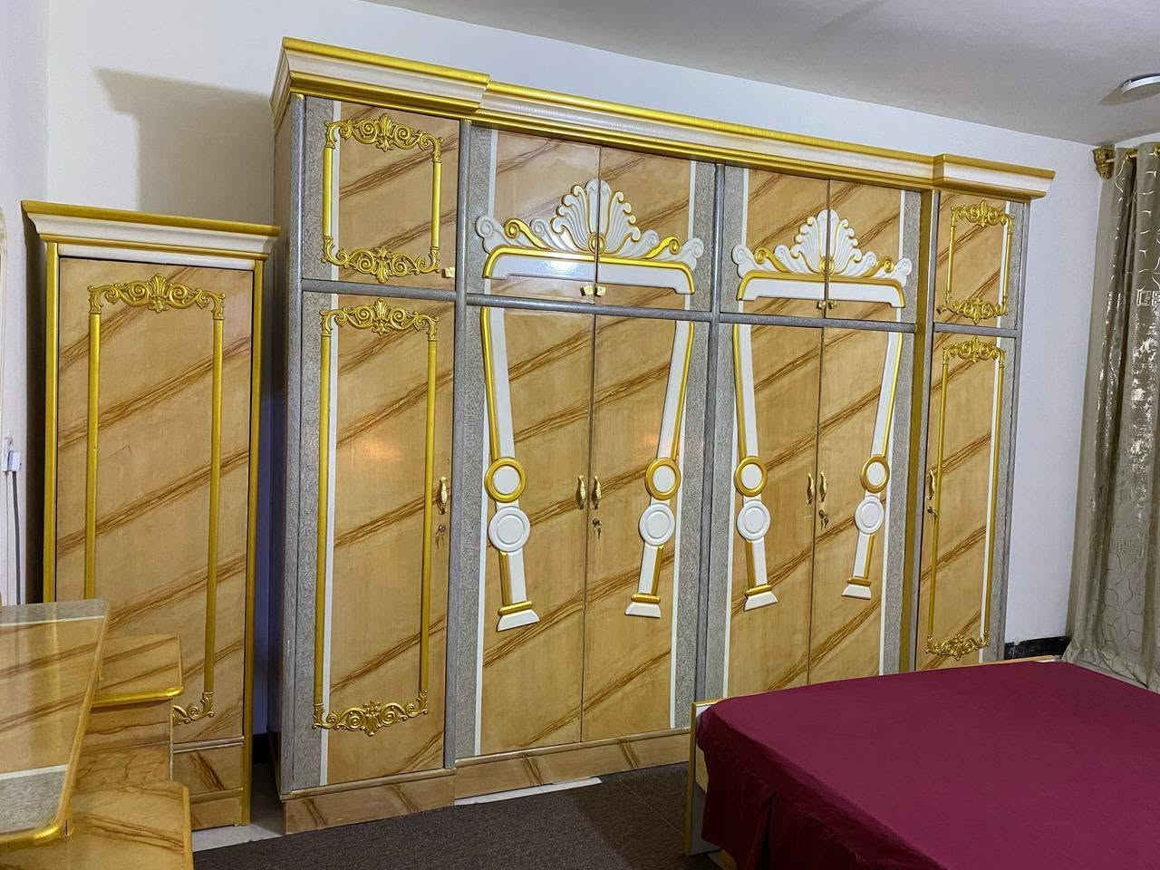 سلام عليكم
غرفه عراقيه 
6 قطع 
(جربايه + كنتور + ميز تواليت + زاويه + جرارات عدد 2)
كنتور 6 بوب مع ملحق 
لون ذهبي ورصاصي الغرفه استعمال قليل ونضيفه كلش ومابيها اي كسر  « السعر         500» وبيه مجال مكاني بغداد ساحه عدن


**إذا كنت صاحب هذا الإعلان وتريد حذفه لأي سبب، رجاءا أرسل رسالة إلى الدعم الفني**