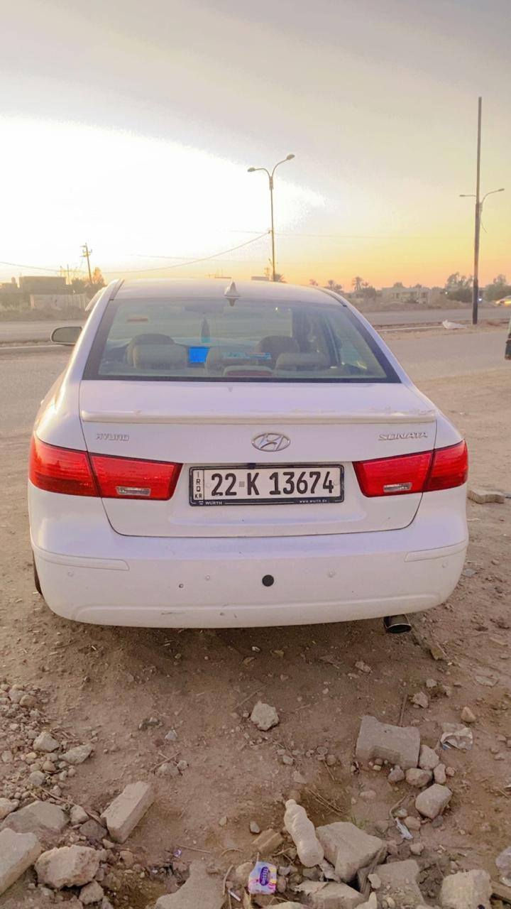 سلام عليكم سوناتا موديل 2009 وارد امريكي سياره كلين بدون دواخل وبدون حادث فقط بيها تقشير قماره وبنيد سعر ١١٣ العنوان بغداد الكرخ  *********** رقم صاحب السياره اني مكلف بنشر
