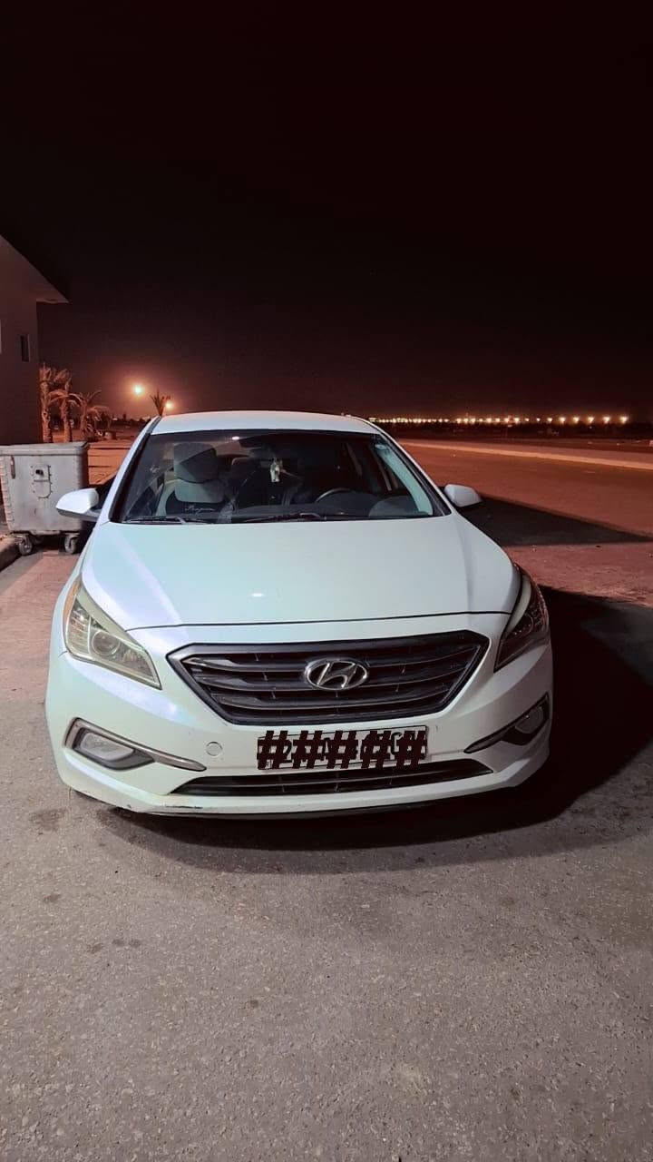 السلام عليكم

سوناتا موديل 15 
محرك 2400 gdi 
كازكيت اسبس  بدون دوانز نهائيا 
ماشيه ٢٠٠ الف ميل 

السعر 105

واتس اب ***********
