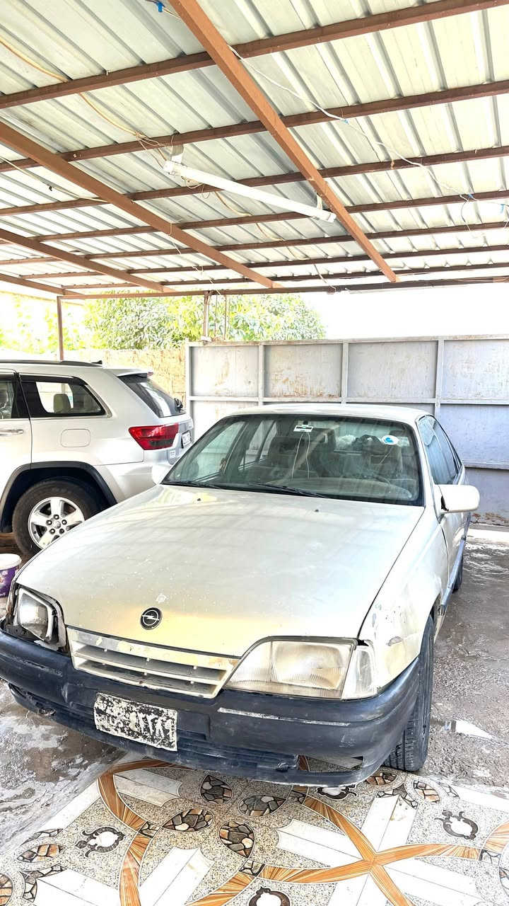 السلام عليكم
اوبل اوميكا مسجله فحص محرك معمر جديد السعر ١٣ وبيه مجال
***********
