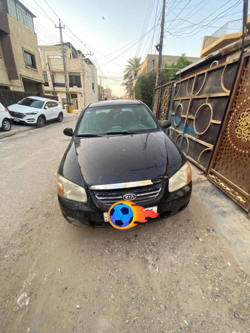 كيا سبكترا ٢٠٠٧ 
مكينه ٢٠٠٠ بيها صوت 
تبريد شغال 
سنويه بسمي رقم بغداد نكليزي ثاني يوم احولك 
سعر ٦٣ وبيها مجال للشراي وترهم مراوس النترا مقدس واتفاق ع فرق


**إذا كنت صاحب هذا الإعلان وتريد حذفه لأي سبب، رجاءا أرسل رسالة إلى الدعم الفني**
